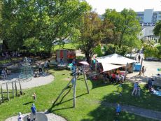 Beliebter Spielcontainer bei der Drehscheibe Mischeli